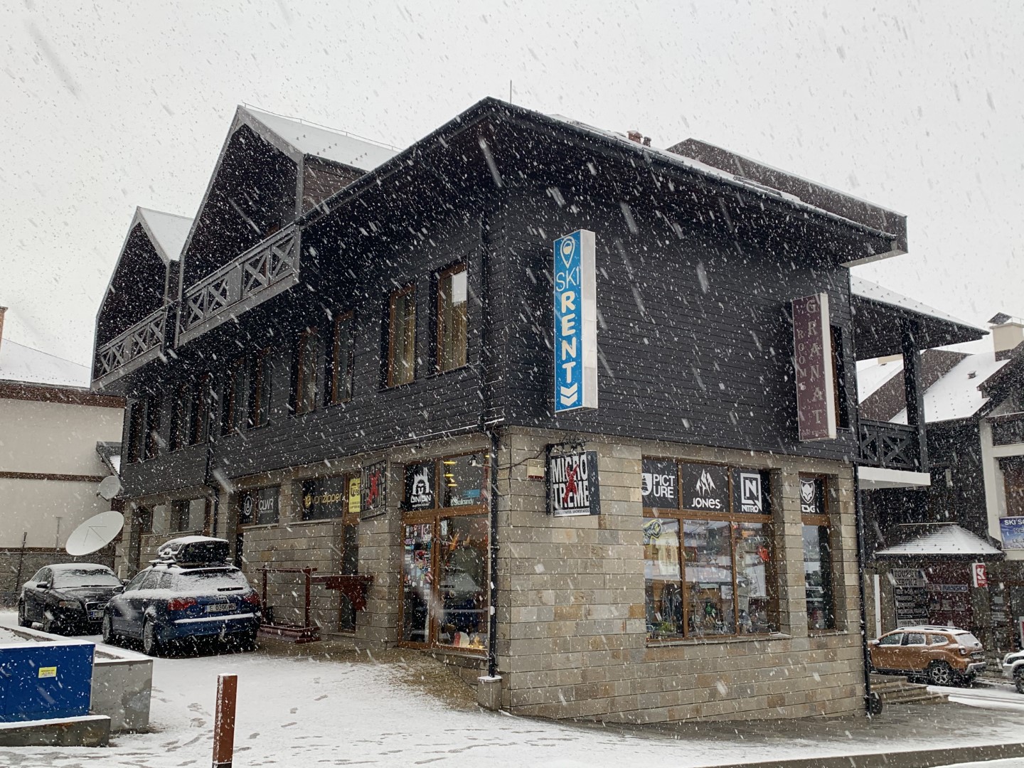 Granat Aparrmtns-Hotel spolja